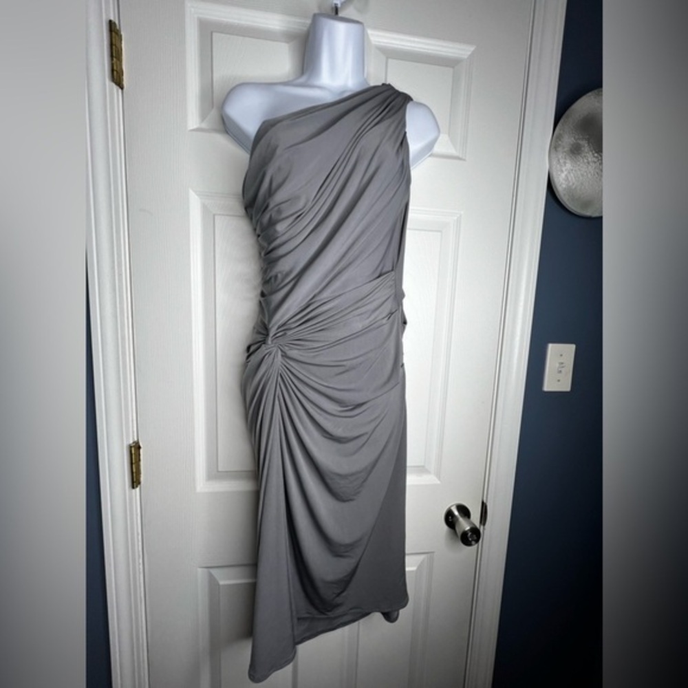 Maggy London Size 10 One Shoulder Ruched Bodycon Jersey Cocktail Dress Gray M
